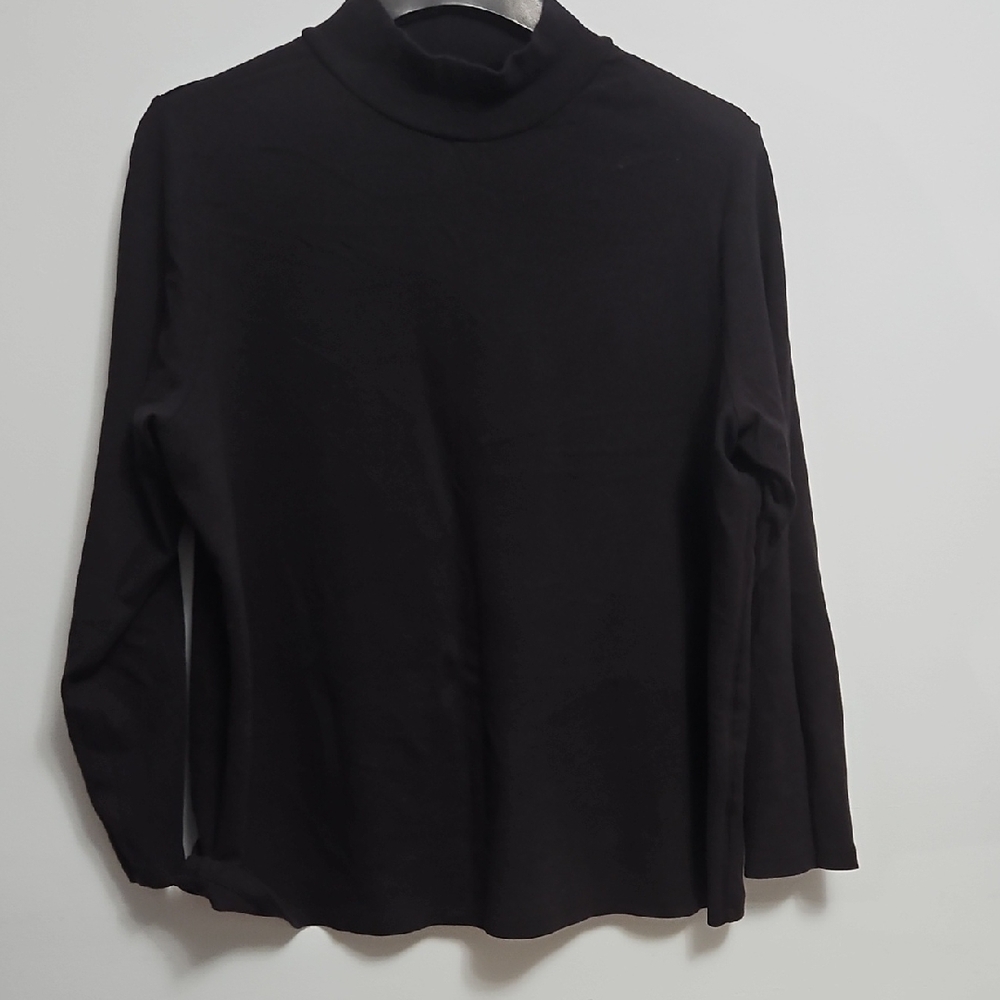 1x Mock Turtleneck